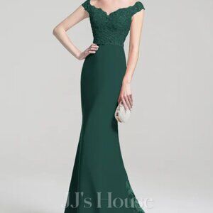 Green formal dress with small train